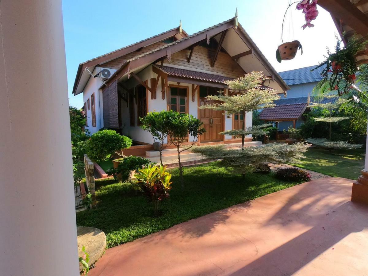 Anjung Nor Muslim Homestay Dungun Extérieur photo
